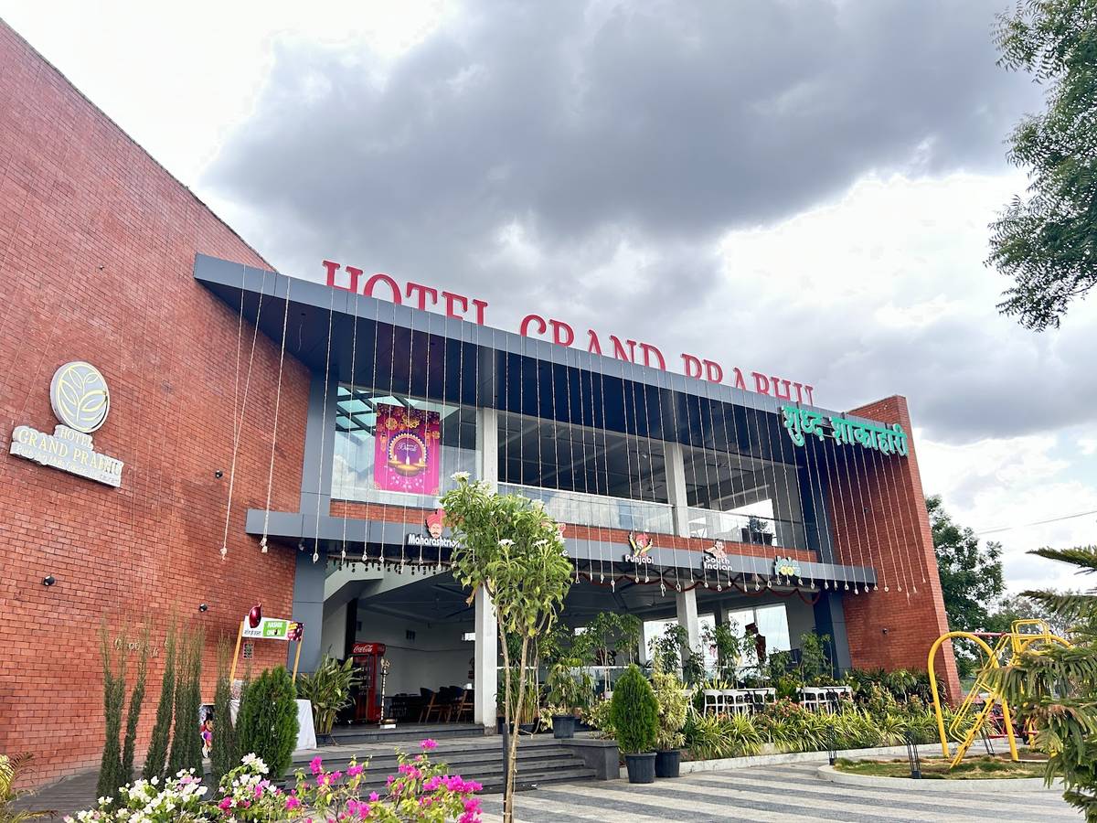 Hotel Grand Prabhu